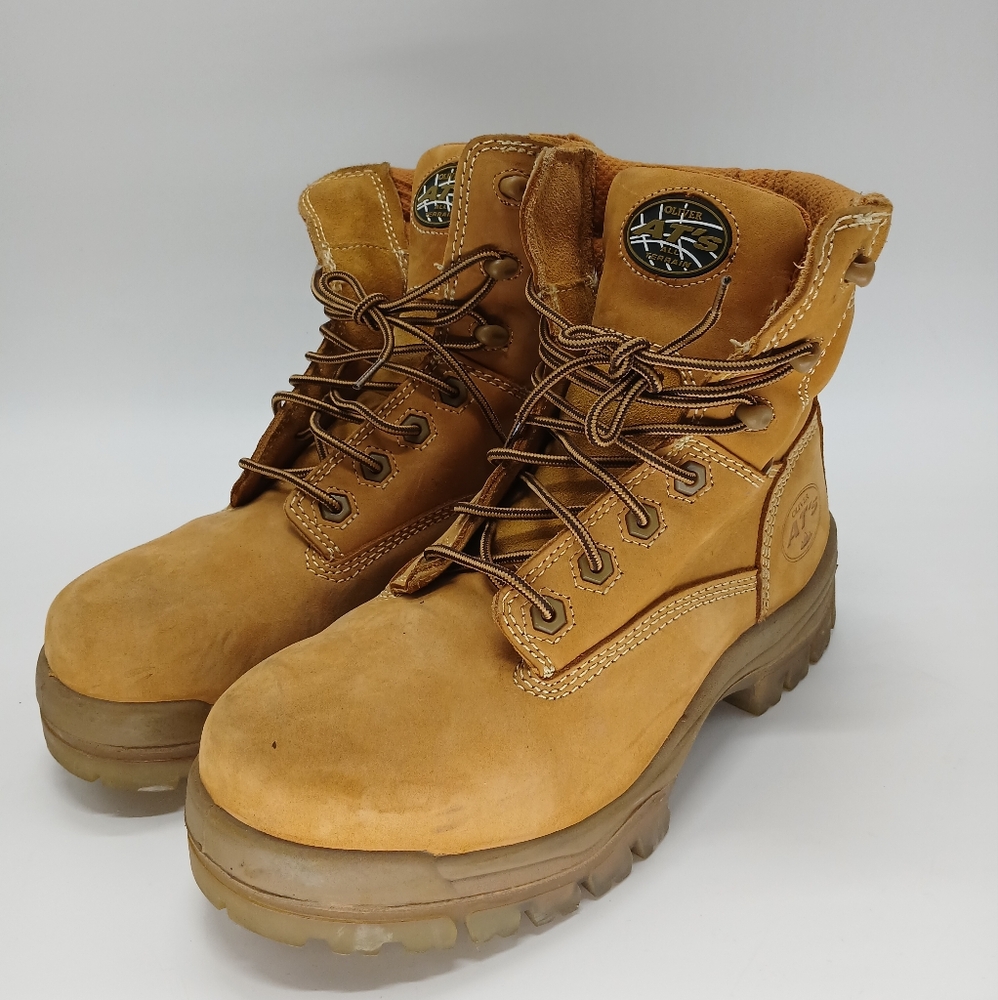 Oliver boots, size 9